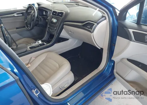 2017 Ford Fusion Se z USA, uszkodzony, nr VIN 3FA6P0HD8HR333075